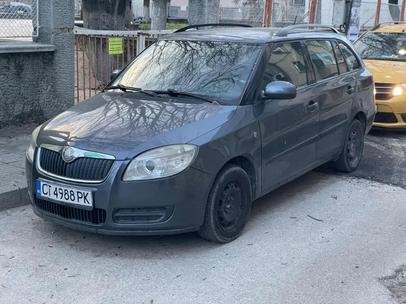 Skoda Fabia 1.2 MPI, снимка 9 - Автомобили и джипове - 53391538