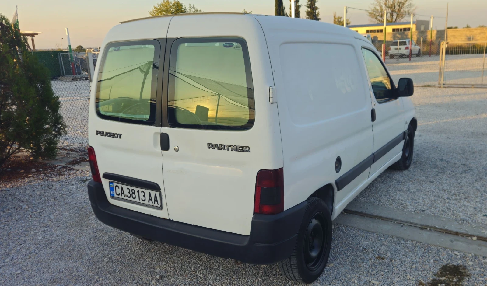 Peugeot Partner 2.0HDI.90кс.Отличен - изображение 7