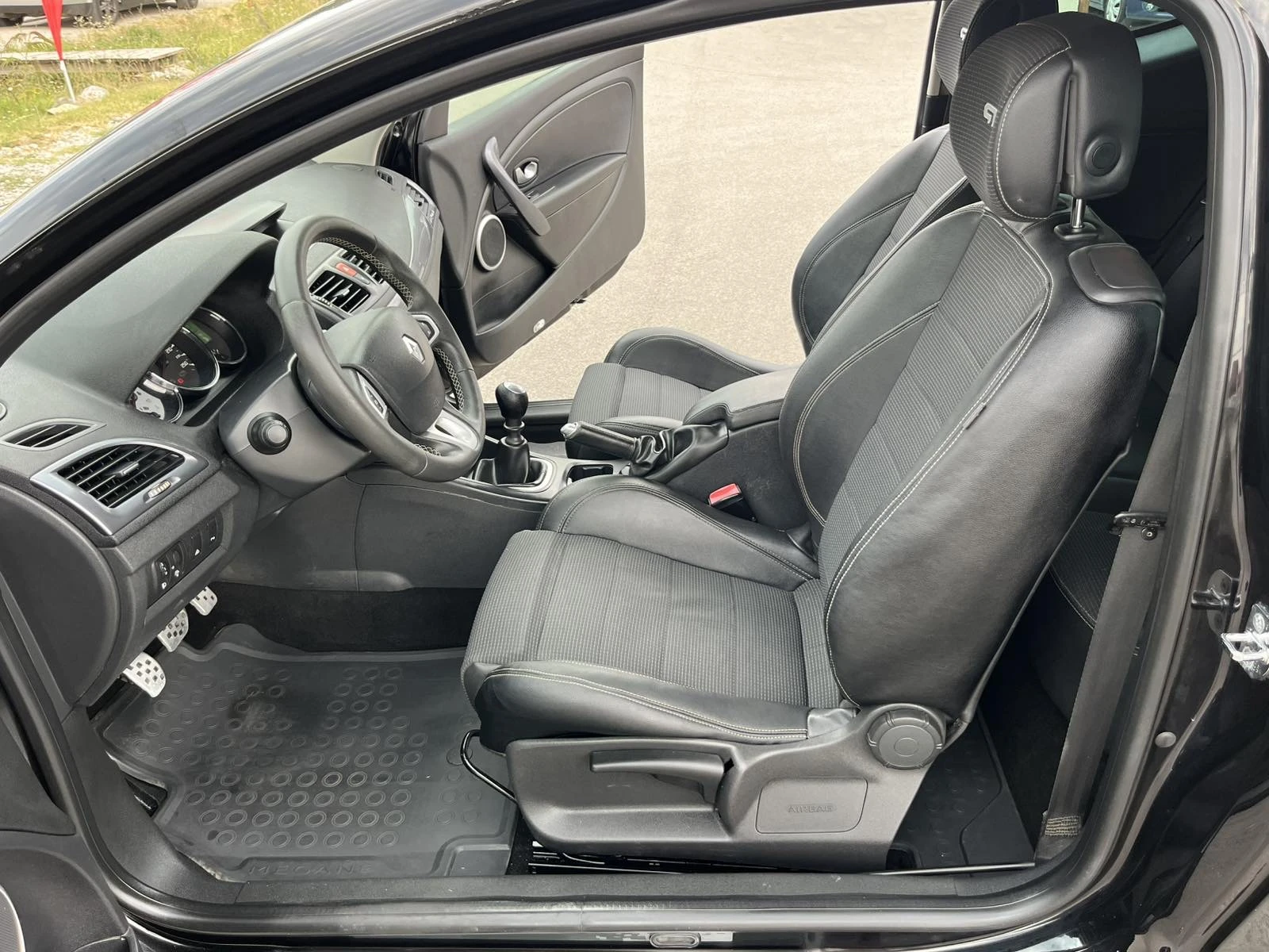 Renault Megane GT SPORT 2.0DCI 160кс УНИКАТ 151 000км  - изображение 8