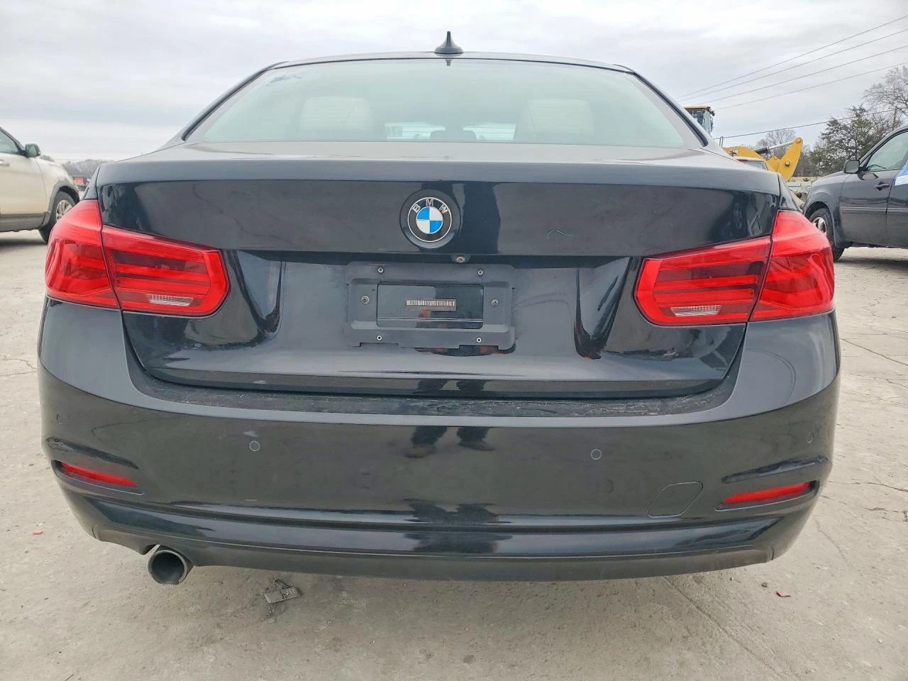 BMW 320 I - изображение 6