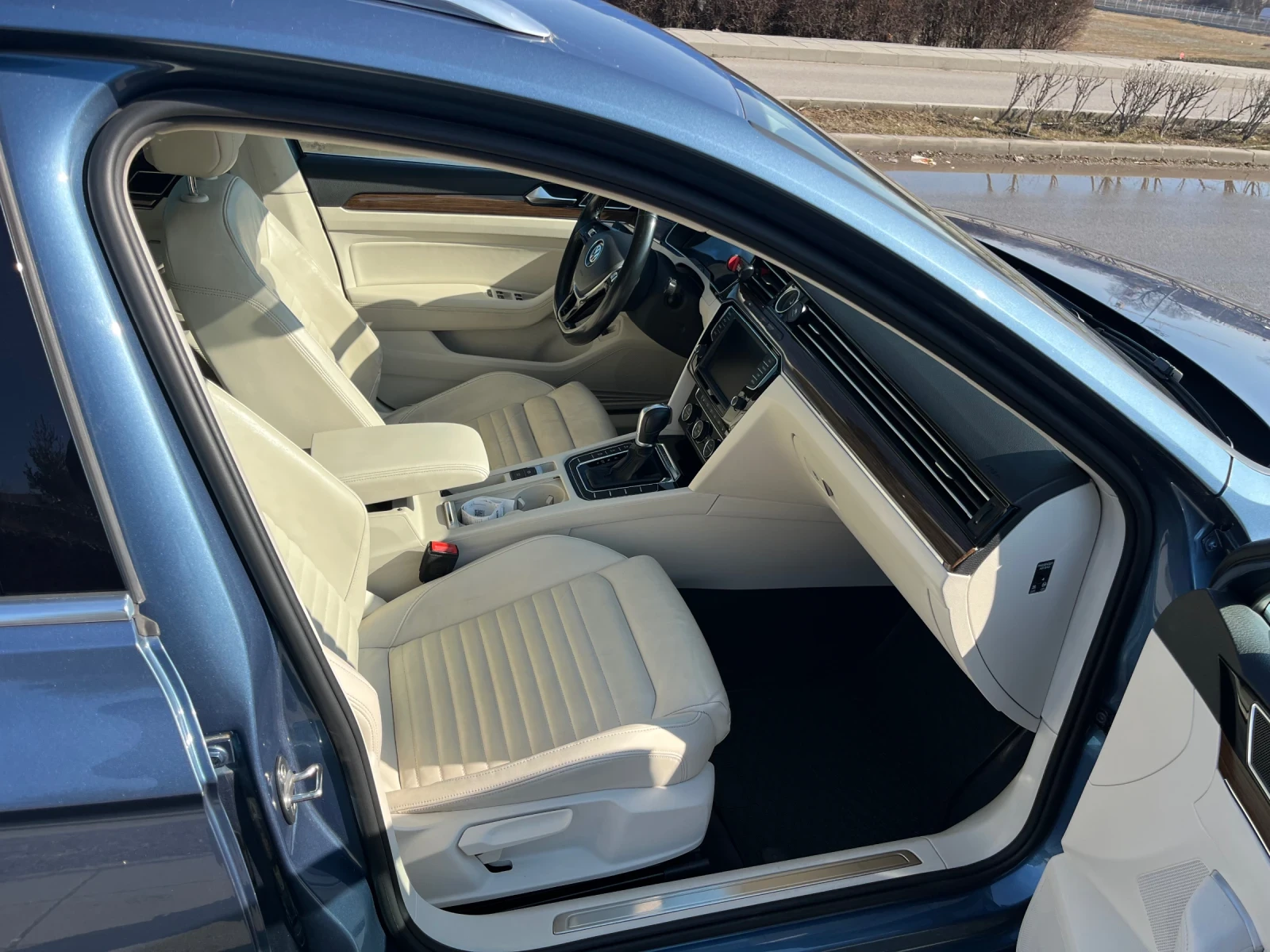 VW Passat 2.0 TDI 4MOTION 240PS | Mobile.bg � ����������� 9