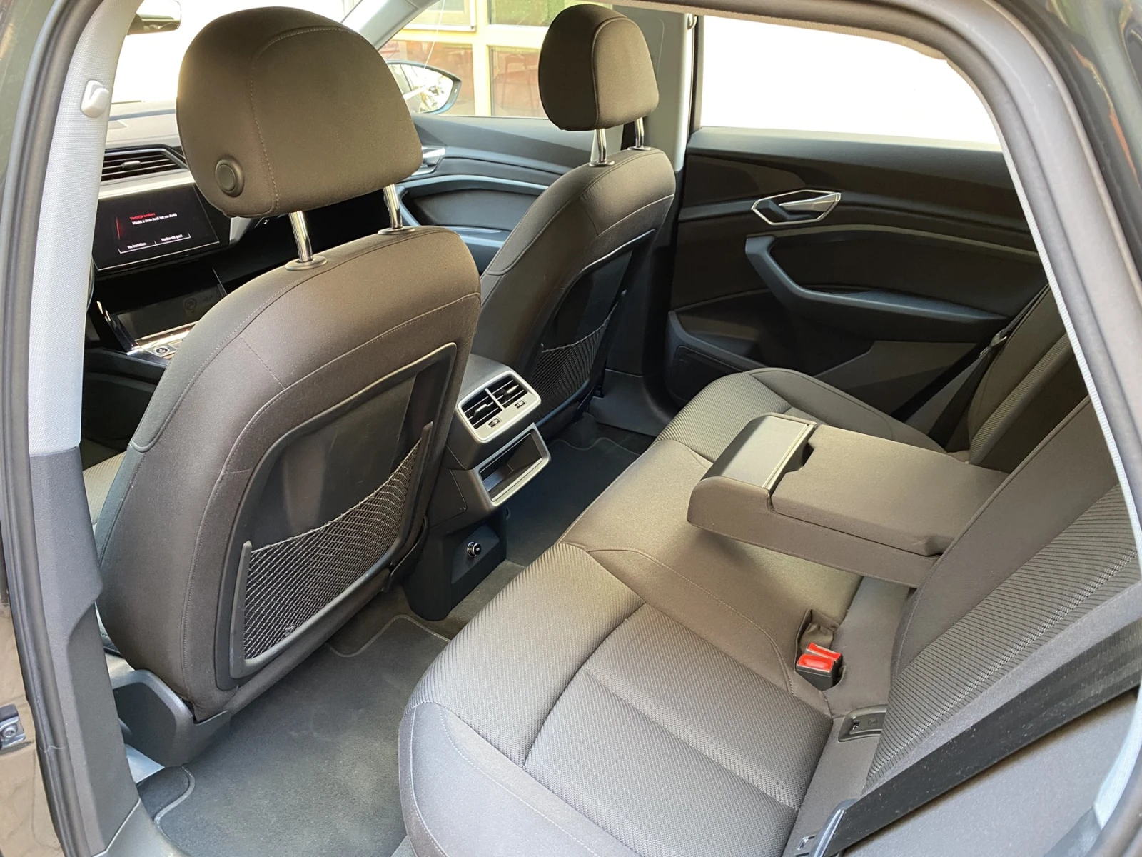 Audi E-Tron 50 quattro Business edition, снимка 12 - Автомобили и джипове - 53741908