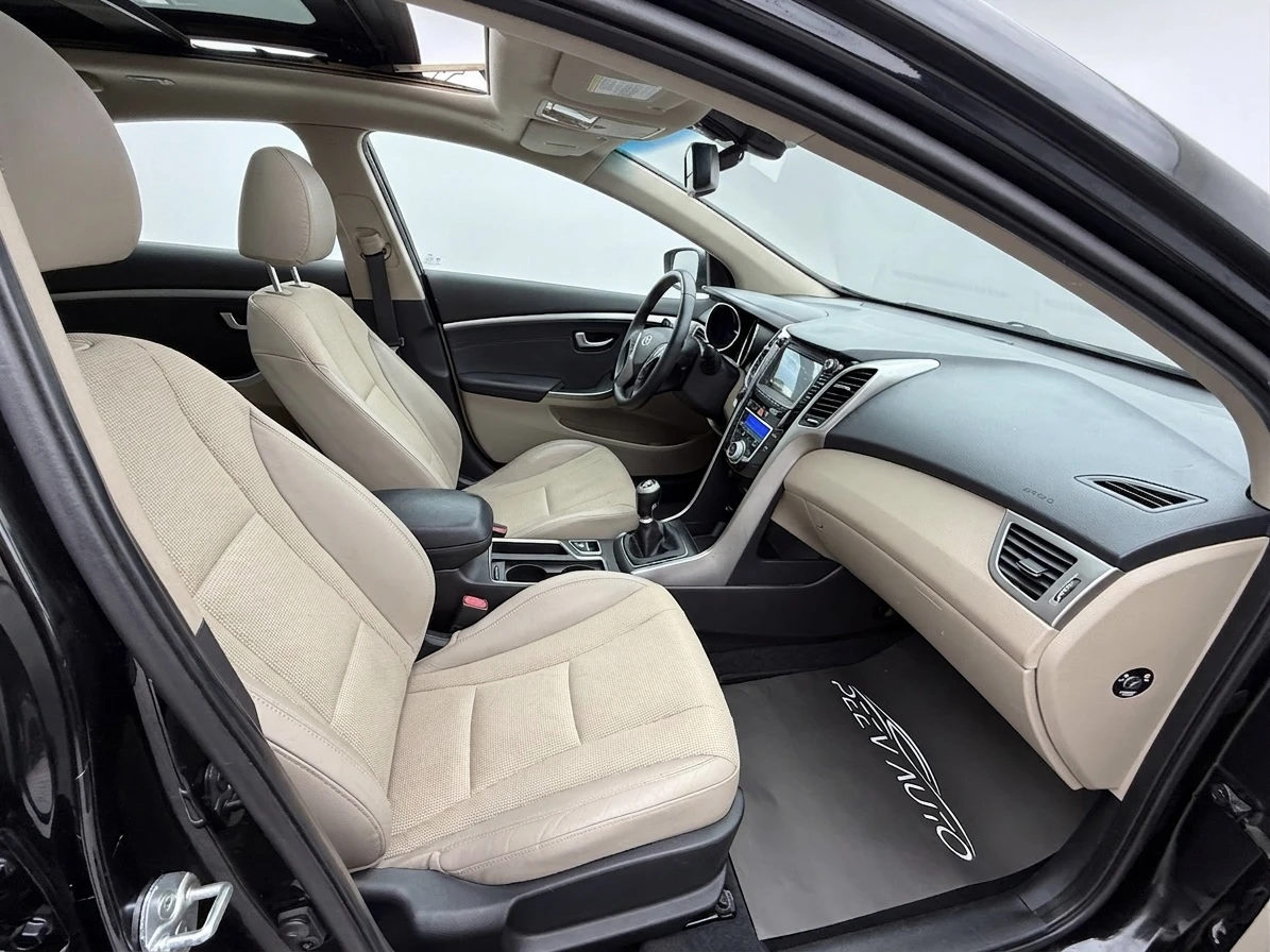 Hyundai I30 EXCLUSIVE#PANORAMA#KAMERA#KEYLESS GO#AVTOPILOT#, снимка 10 - Автомобили и джипове - 54280686