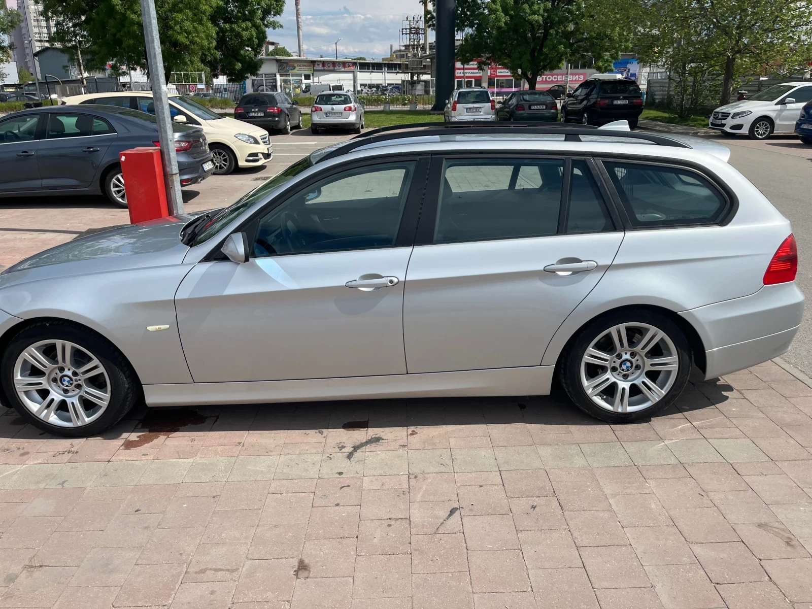 BMW 320 Е91, снимка 2 - Автомобили и джипове - 54495491