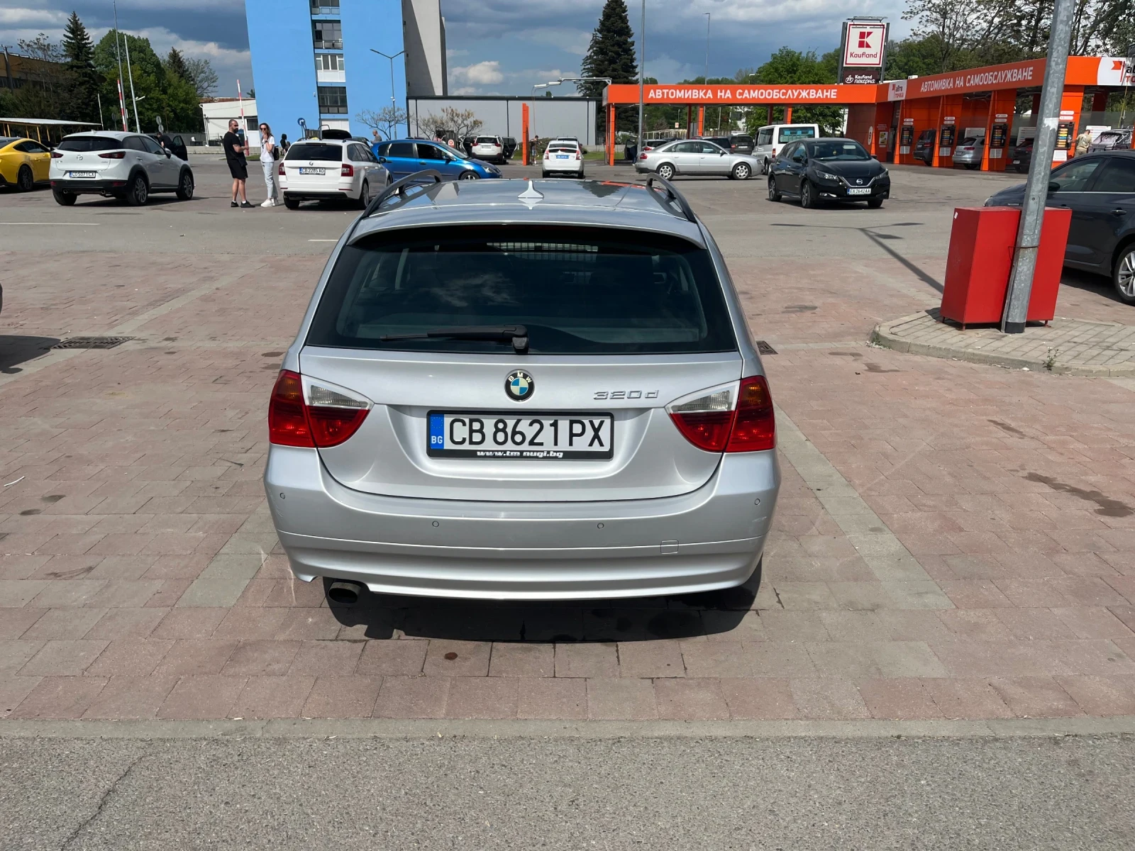 BMW 320 Е91, снимка 3 - Автомобили и джипове - 54495491
