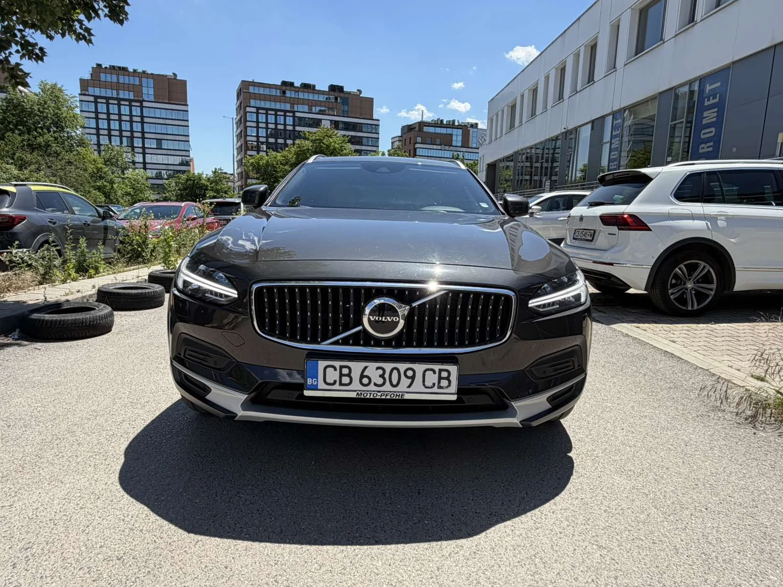 Volvo V90 Cross Country