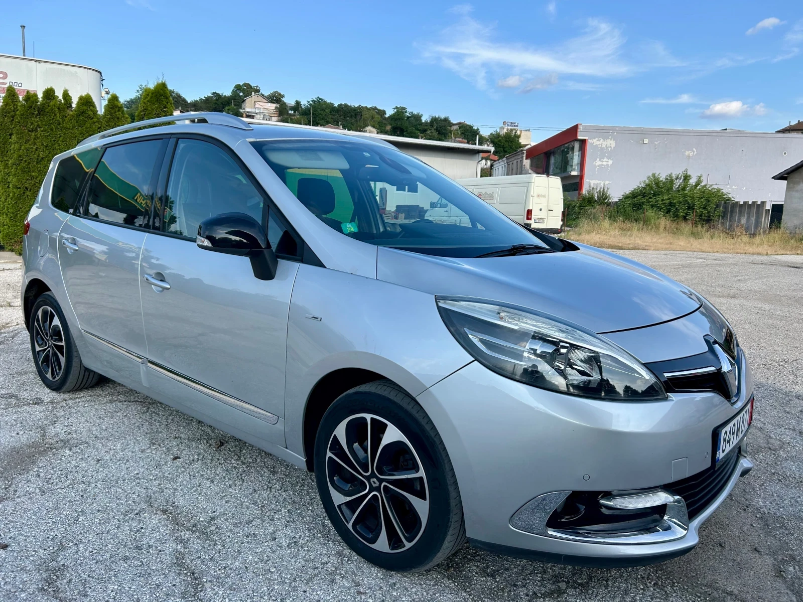 Renault Scenic 1.5dci-Bosse-Led-exclusive , снимка 3 - Автомобили и джипове - 54983016