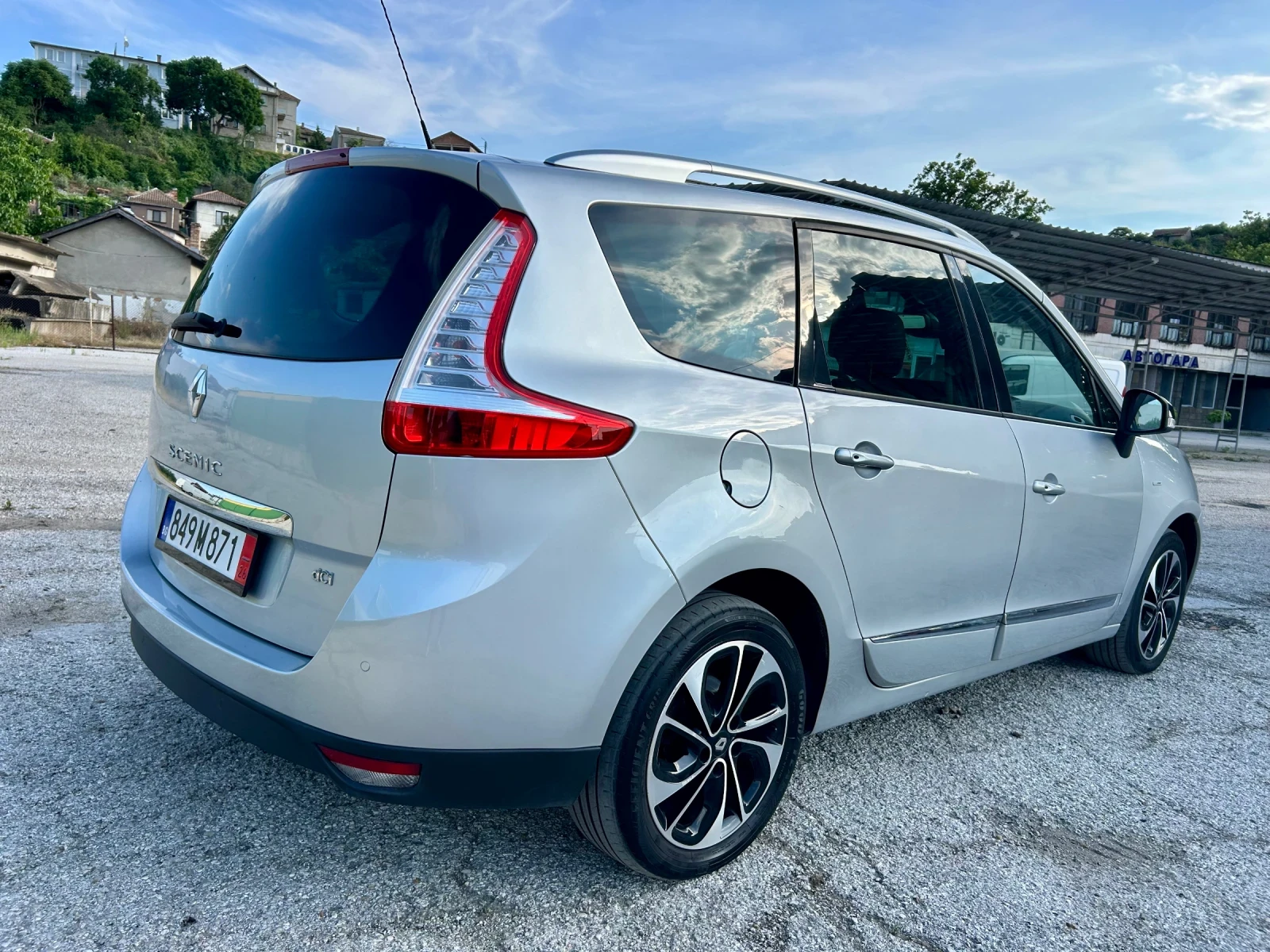 Renault Scenic 1.5dci-Bosse-Led-exclusive , снимка 5 - Автомобили и джипове - 54983016