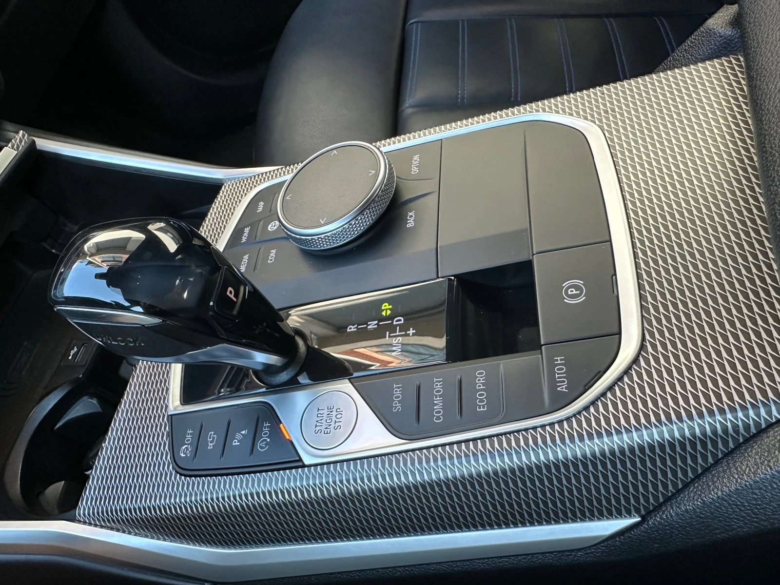 BMW 340 Stage 3 Hybrid, снимка 15 - Автомобили и джипове - 55124493