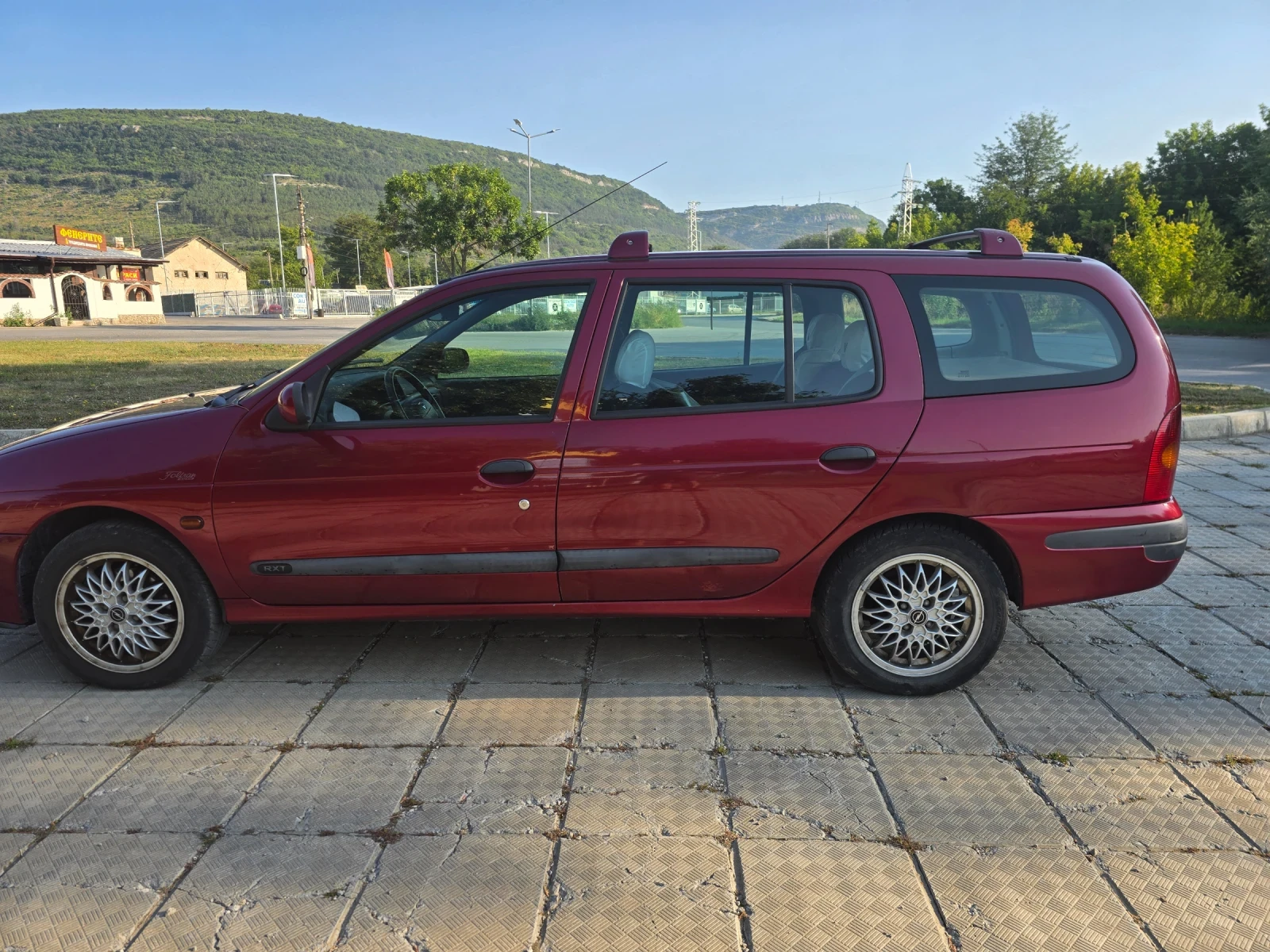 Renault Megane, снимка 5 - Автомобили и джипове - 55535740
