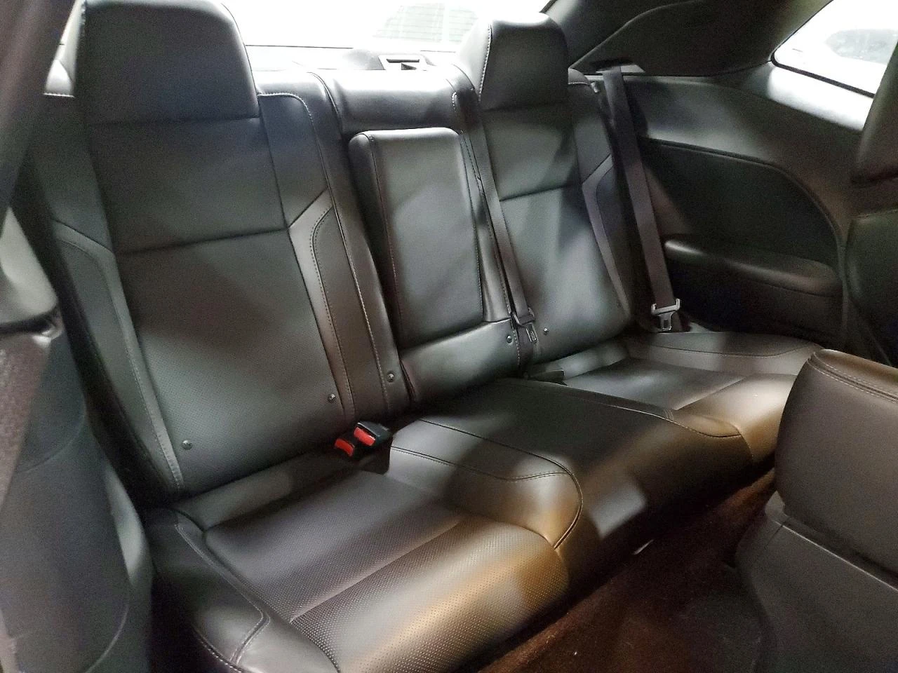 Dodge Challenger GT 3.6 V6 AWD , снимка 10 - Автомобили и джипове - 55950982