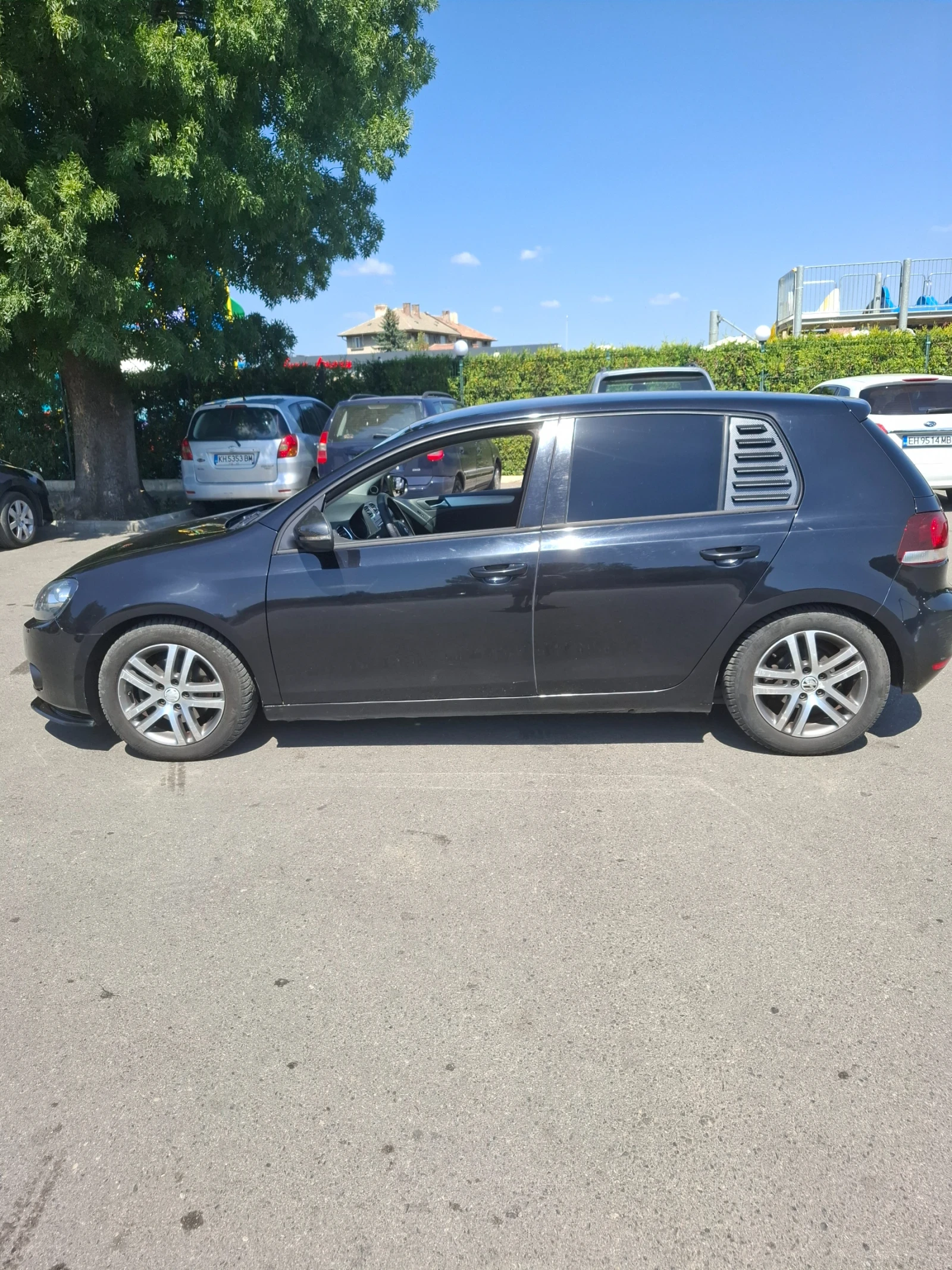 VW Golf 2.0 TDI, снимка 10 - Автомобили и джипове - 56037751