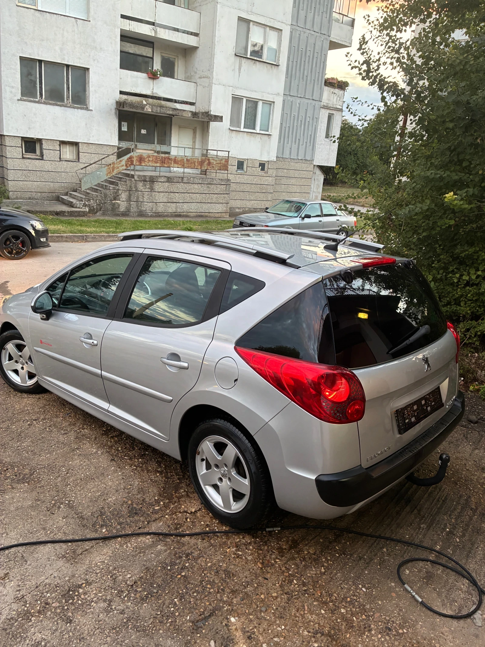 Peugeot 207 1.4i/панорама, снимка 2 - Автомобили и джипове - 56251515