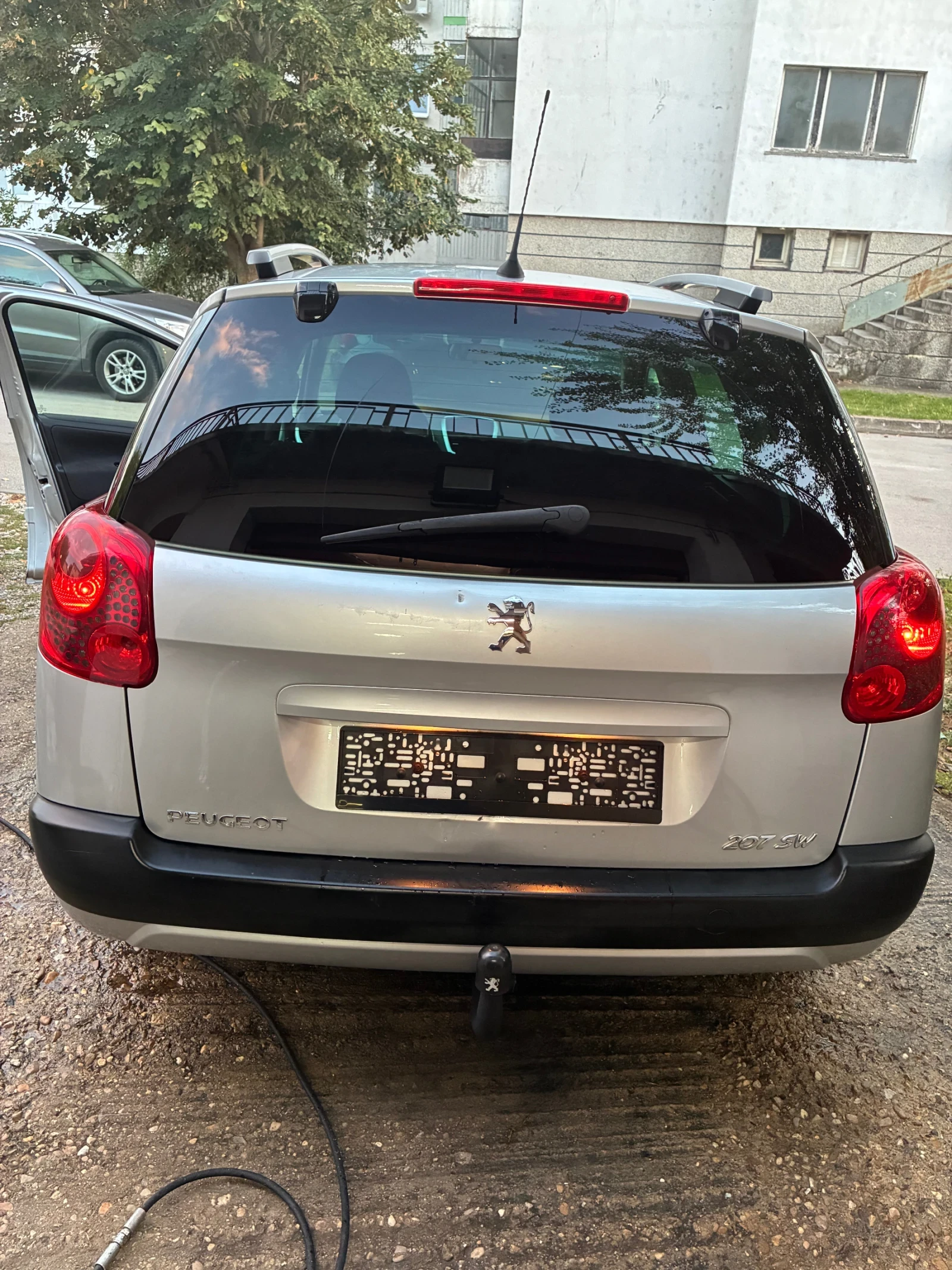 Peugeot 207 1.4i/панорама, снимка 5 - Автомобили и джипове - 56251515