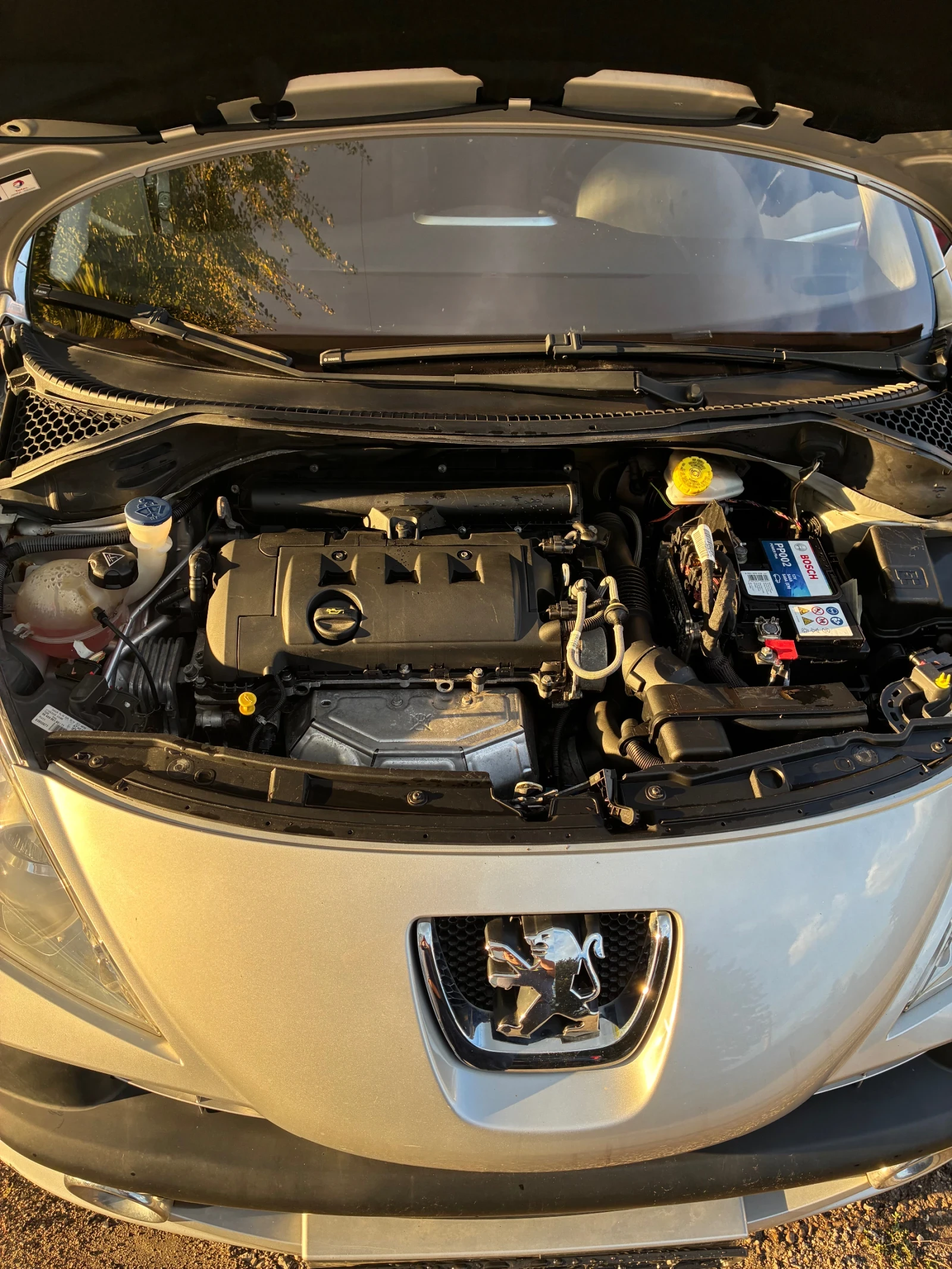 Peugeot 207 1.4i/панорама, снимка 6 - Автомобили и джипове - 56251515