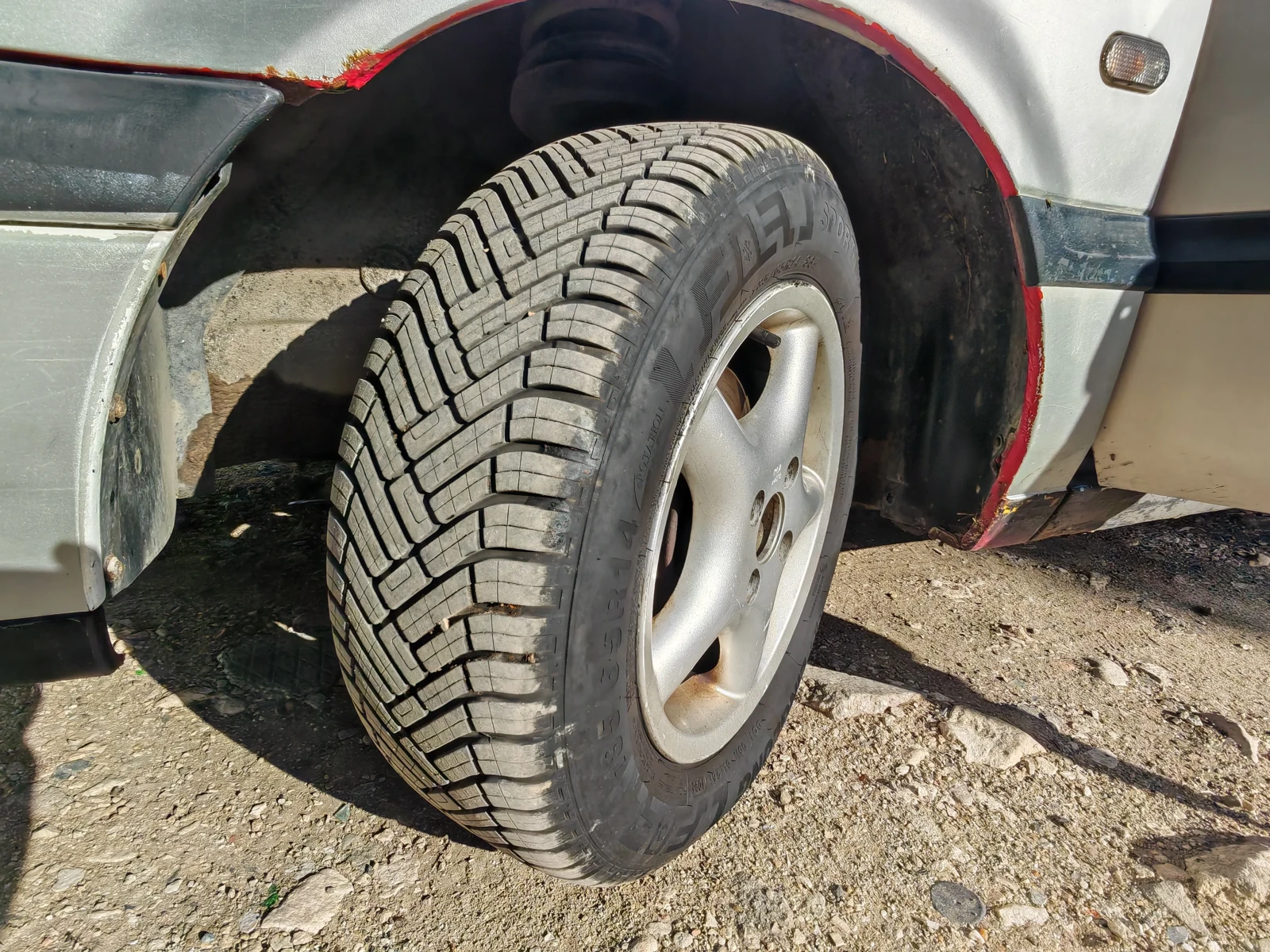 VW Passat, снимка 11 - Автомобили и джипове - 56304620
