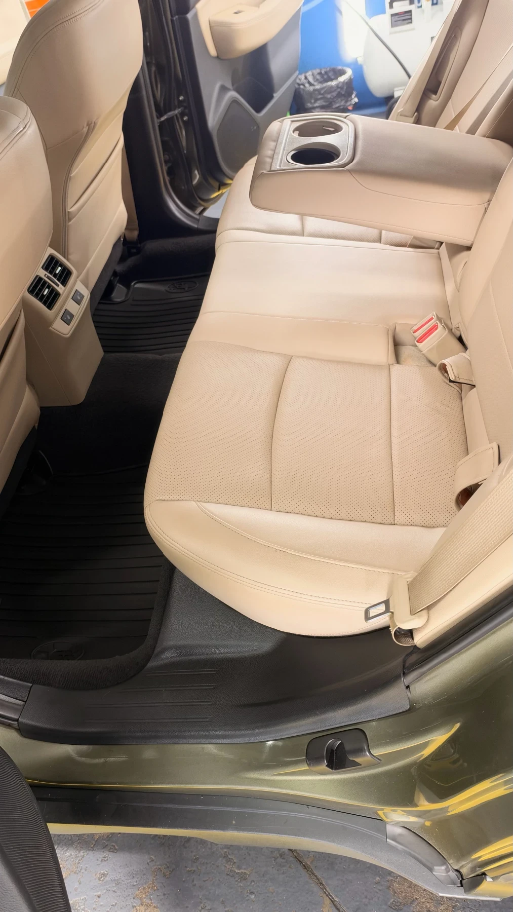 Subaru Outback 3.6R LIMITED , снимка 14 - Автомобили и джипове - 56517086