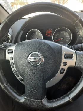Nissan Qashqai 2 i  - 4000 € / 7823.32 лв. - 32733204 12