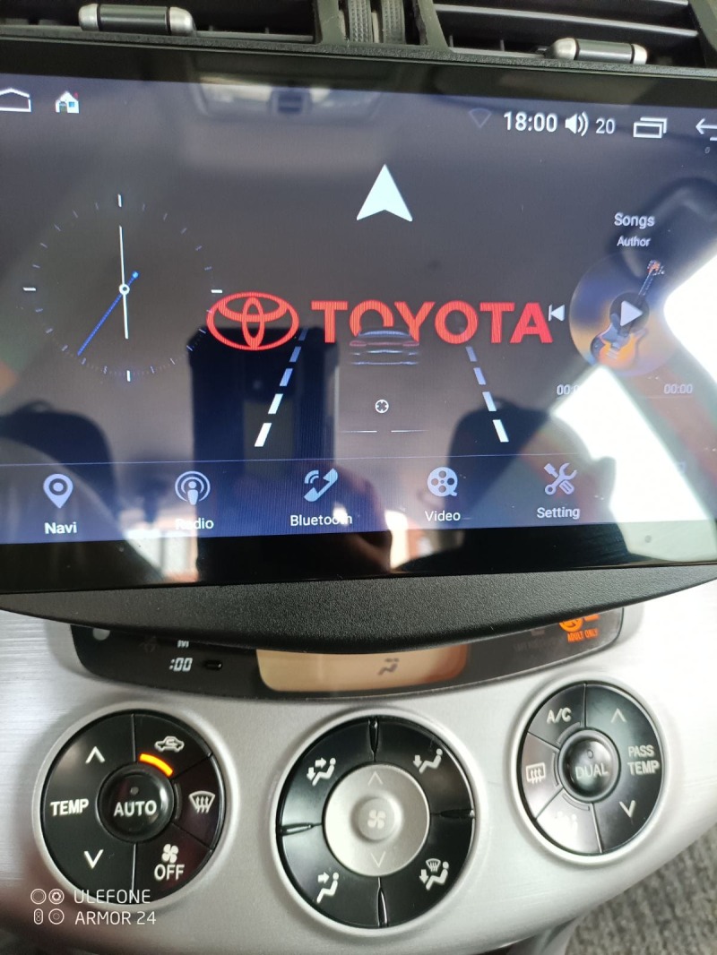Toyota Rav4, снимка 4 - Автомобили и джипове - 45311985