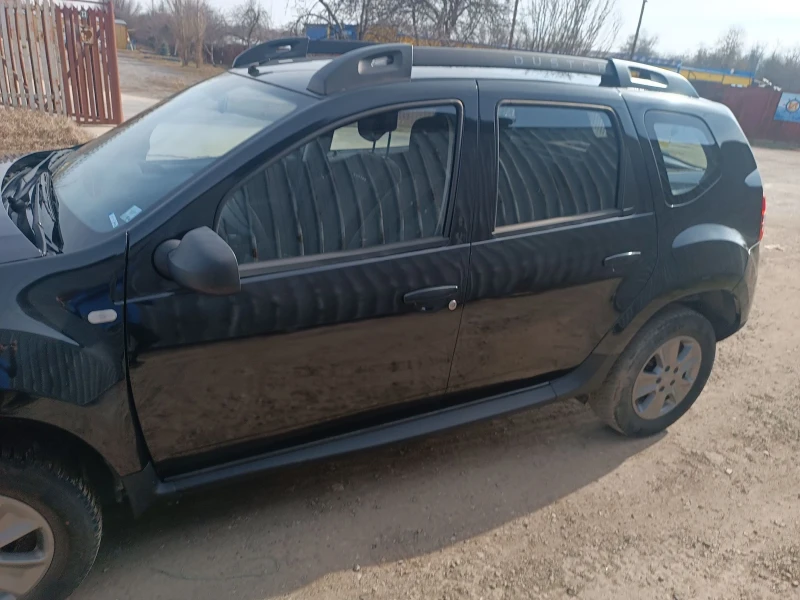 Dacia Duster 1.6 Бензин газ, снимка 3 - Автомобили и джипове - 49263564