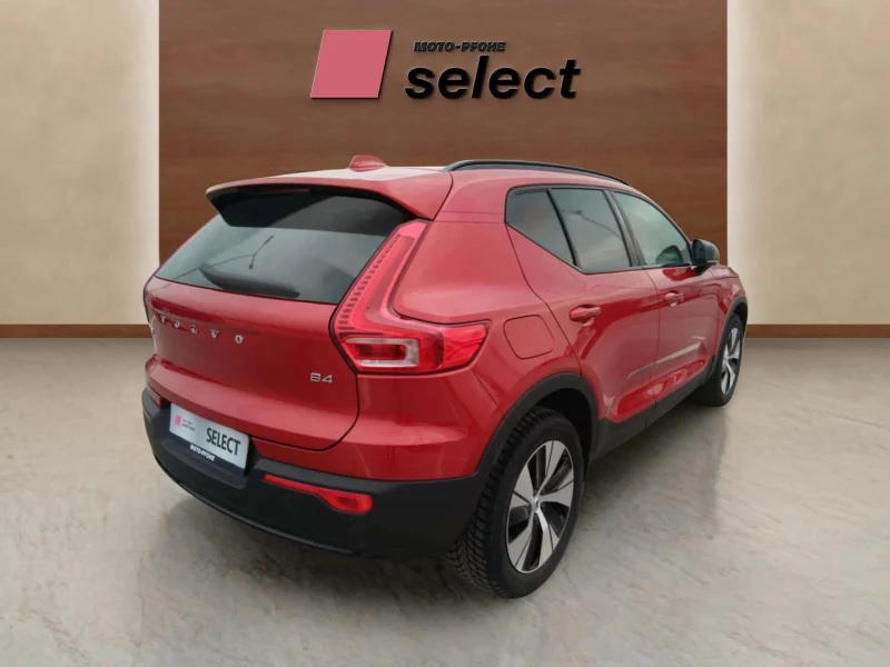 Volvo XC40 2.0, снимка 2 - Автомобили и джипове - 49319602