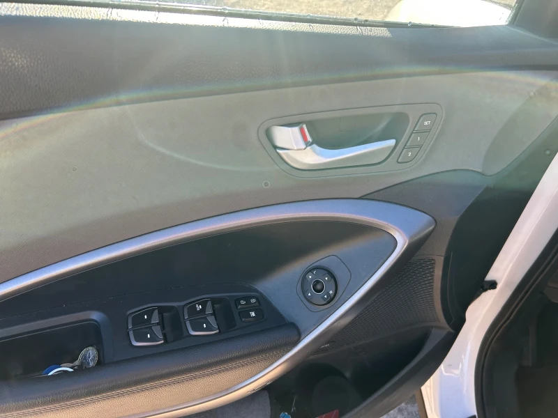 Hyundai Santa fe, снимка 10 - Автомобили и джипове - 51780957