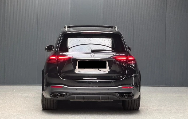 Mercedes-Benz GLE 63 S AMG /4-MATIC/FACELIFT/NIGHT/PANO/BURM/360/HEAD UP/22/ , снимка 5 - Автомобили и джипове - 51999614