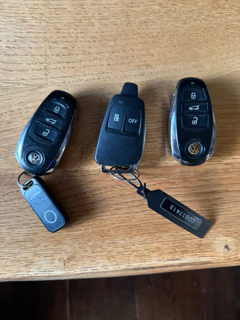 VW Touareg 3.0 TDI 245 к.с. 4x4 / 2011г / Въздушно / Dynaudio, снимка 15 - Автомобили и джипове - 52498540