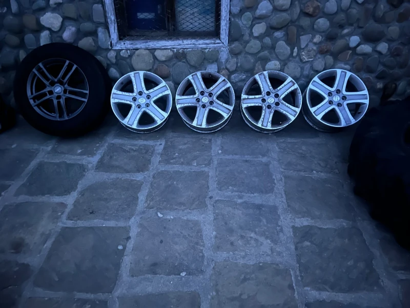 Suzuki Grand vitara 1.6 , снимка 15 - Автомобили и джипове - 52669546