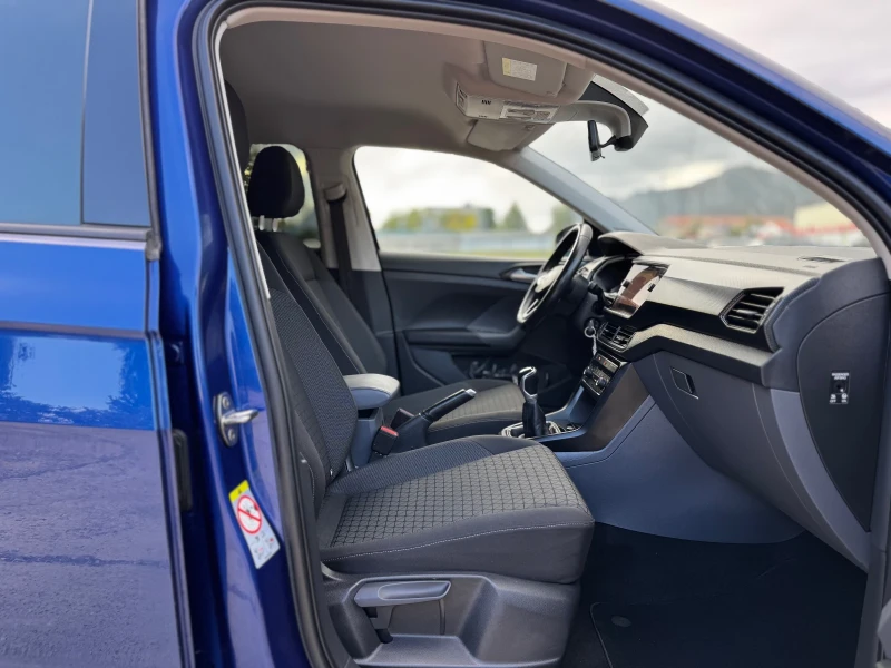 VW T-Cross 1.0I/ДИСТРОНИК/73000КМ, снимка 11 - Автомобили и джипове - 53099003