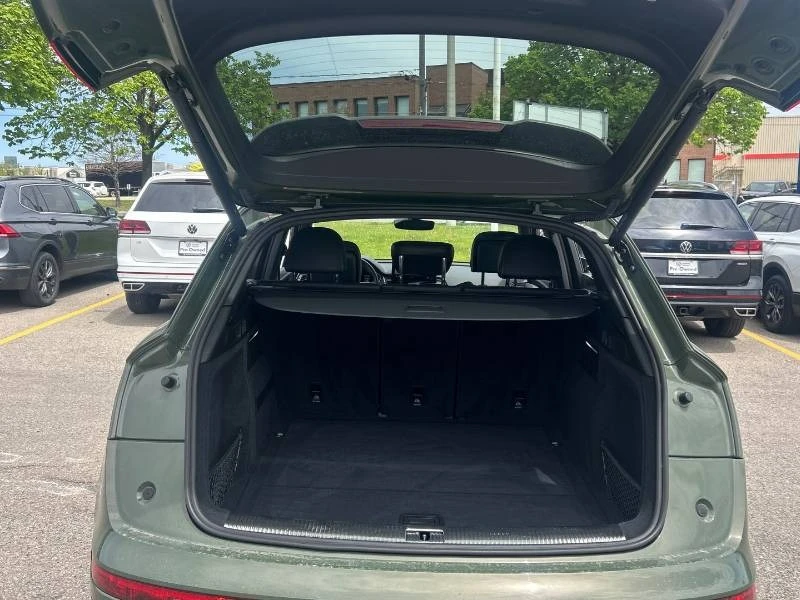 Audi SQ5 * TECHNIK * DIS * PANO * ПОДГРЕВ * ПАМЕТ, снимка 15 - Автомобили и джипове - 54812178