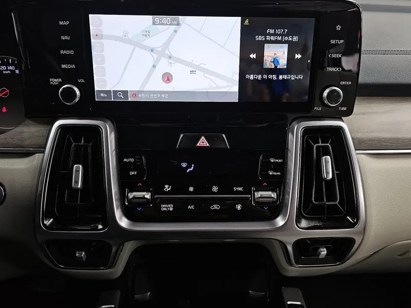 Kia Sorento 1.6 4Wd Prestige Choice - САМО 30% АВАНС!, снимка 14 - Автомобили и джипове - 55474583