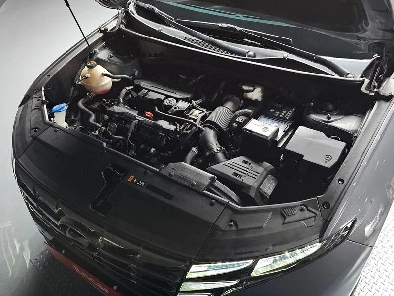 Hyundai Tucson Gasoline 1.6 Turbo 2WD| 174к.с., снимка 5 - Автомобили и джипове - 56169751