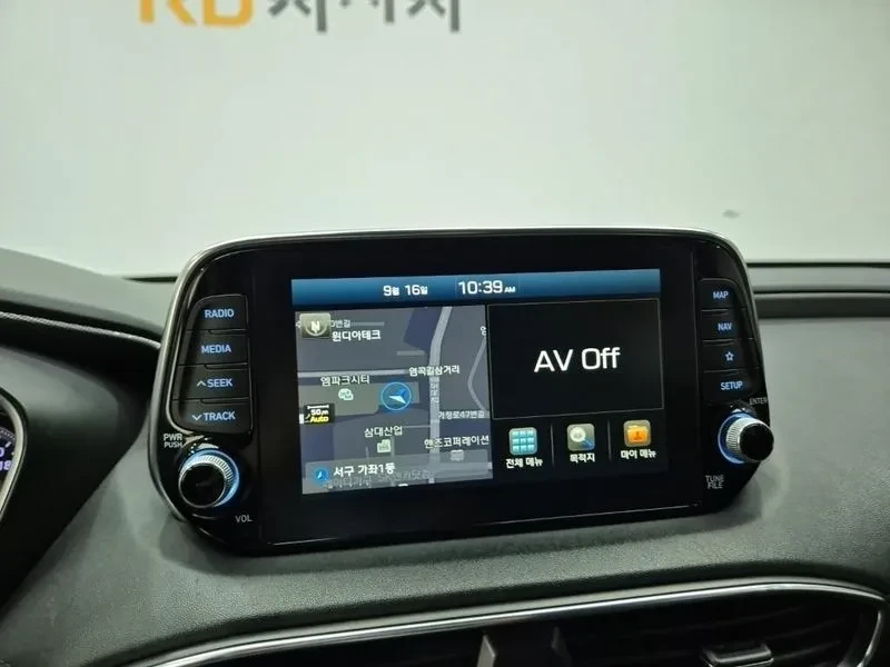Hyundai Santa fe 2.0 2WD PREMIUM, снимка 10 - Автомобили и джипове - 56293279