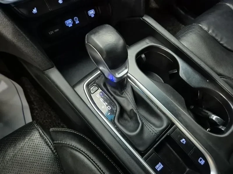 Hyundai Santa fe 2.0 2WD PREMIUM, снимка 12 - Автомобили и джипове - 56293279