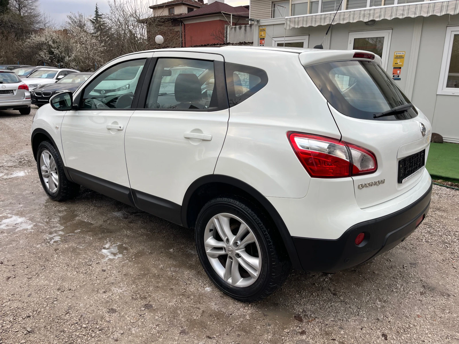 Nissan Qashqai 2.0 DCI * 4X4*  - изображение 6