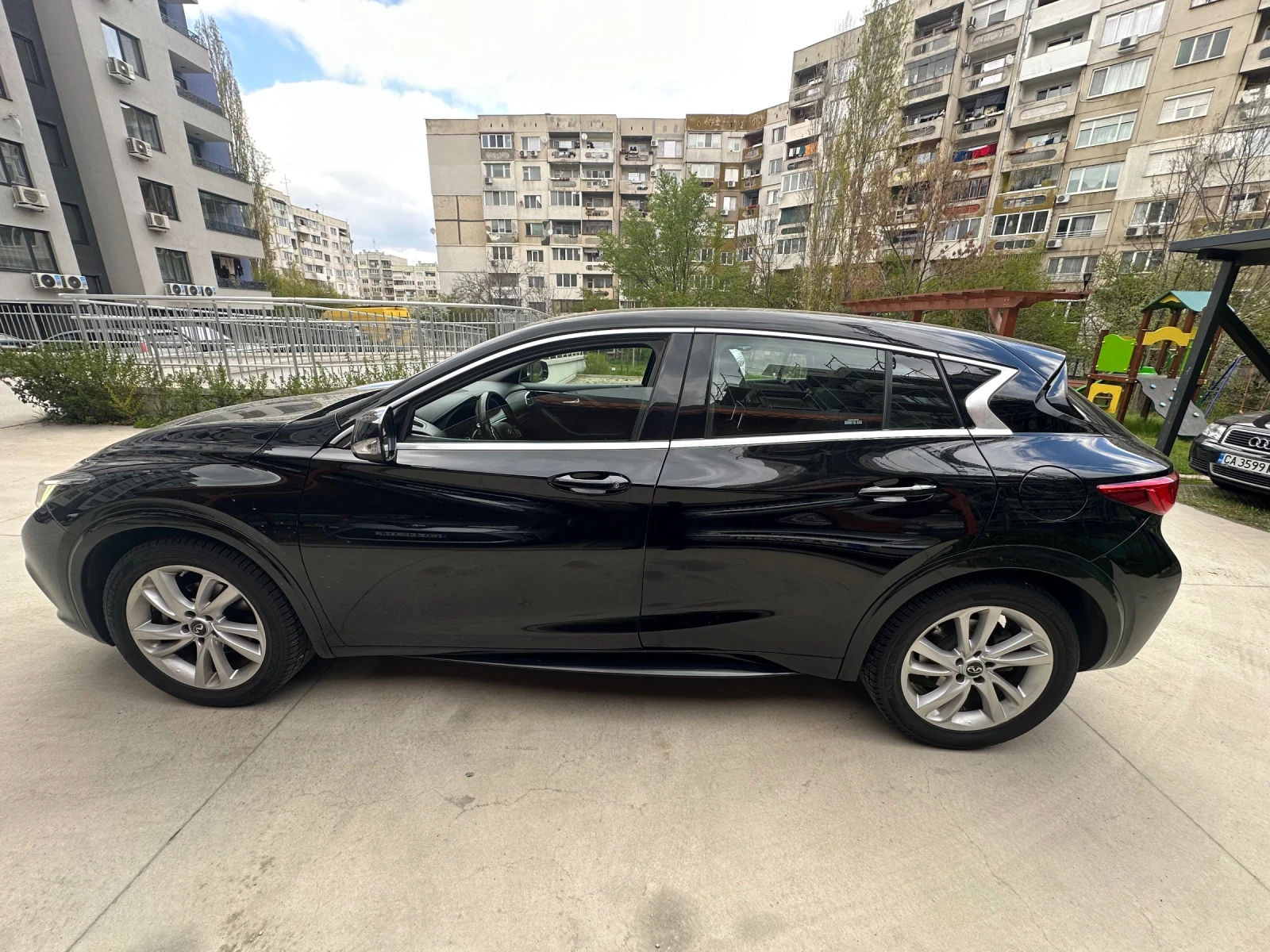 Infiniti Q30  - изображение 6