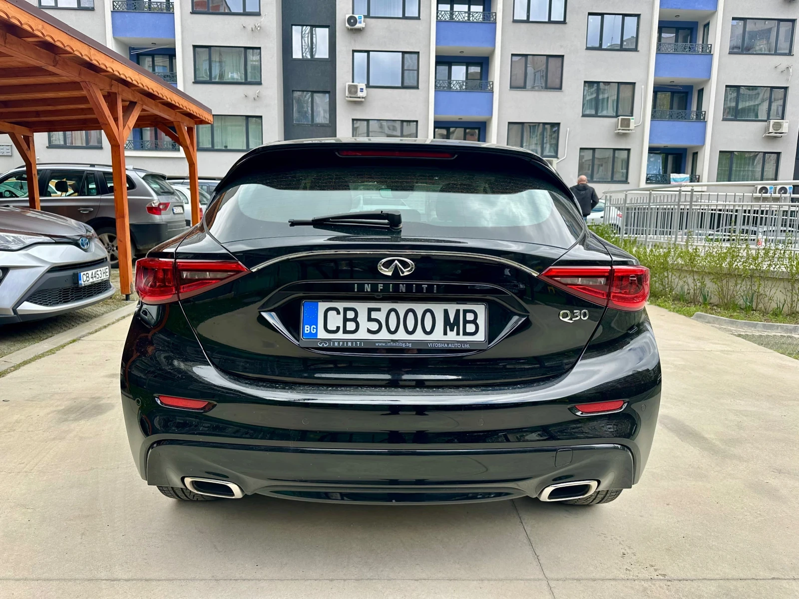 Infiniti Q30  - изображение 4