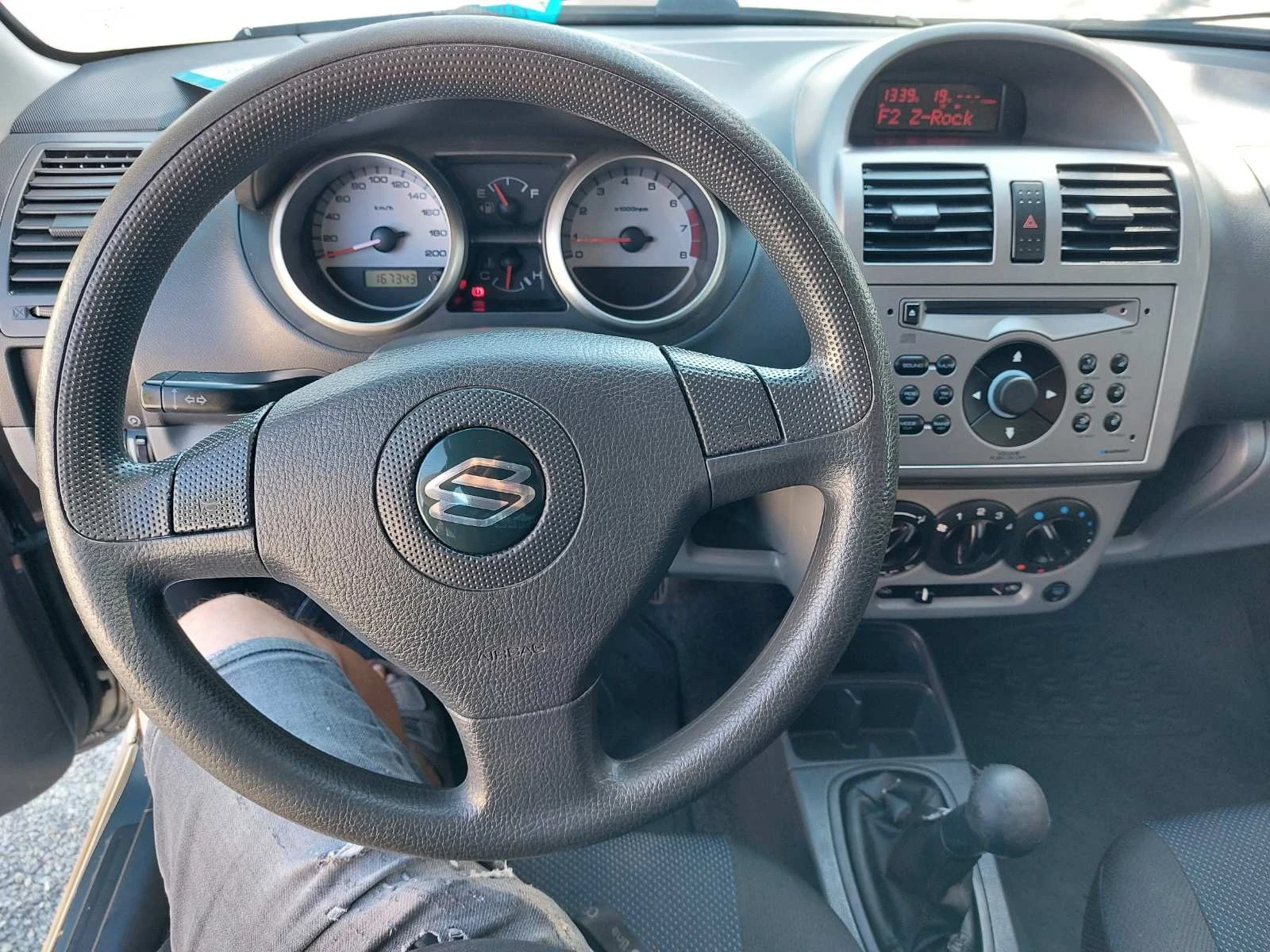Suzuki Ignis 1.3i VV-T, вер. мотор - изображение 10