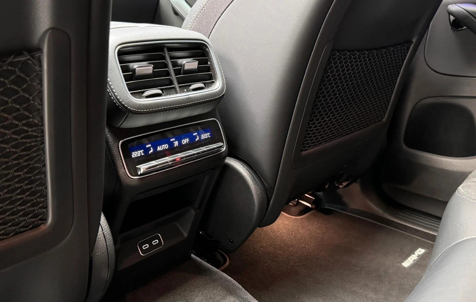 Mercedes-Benz GLE 63 S AMG /4-MATIC/FACELIFT/NIGHT/PANO/BURM/360/HEAD UP/22/  | Mobile.bg   17