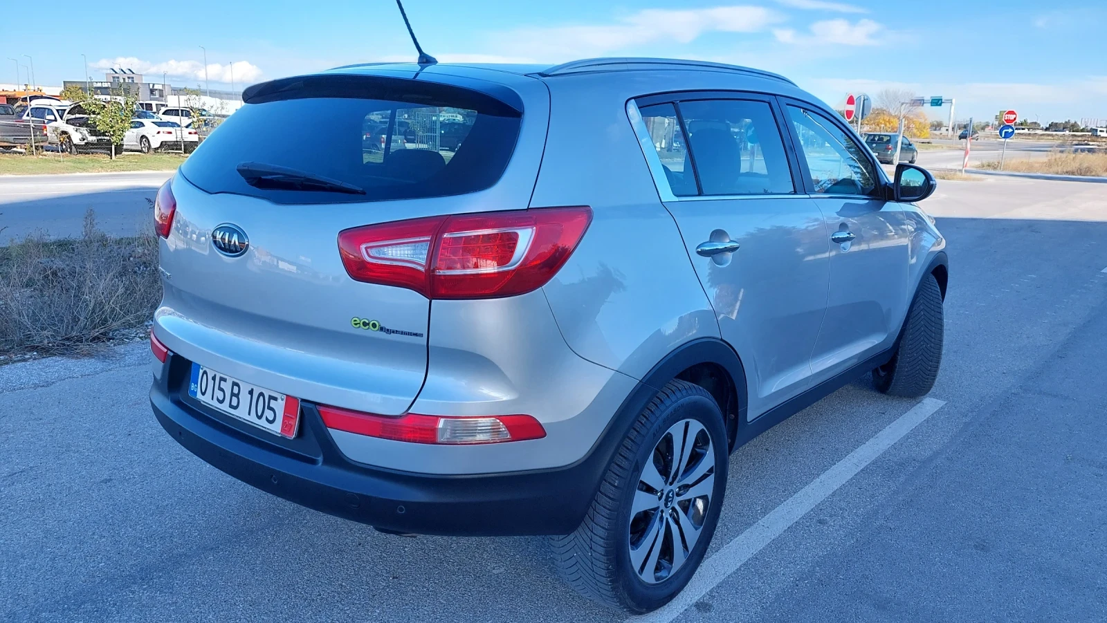 Kia Sportage 1.7 FULL ЕКСТРИ - изображение 4