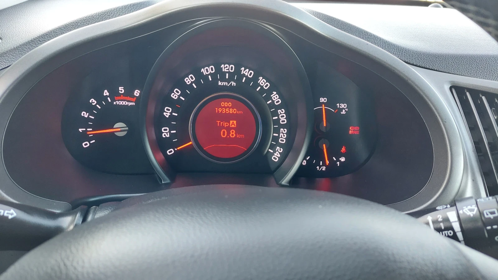 Kia Sportage 1.7 FULL  | Mobile.bg   12