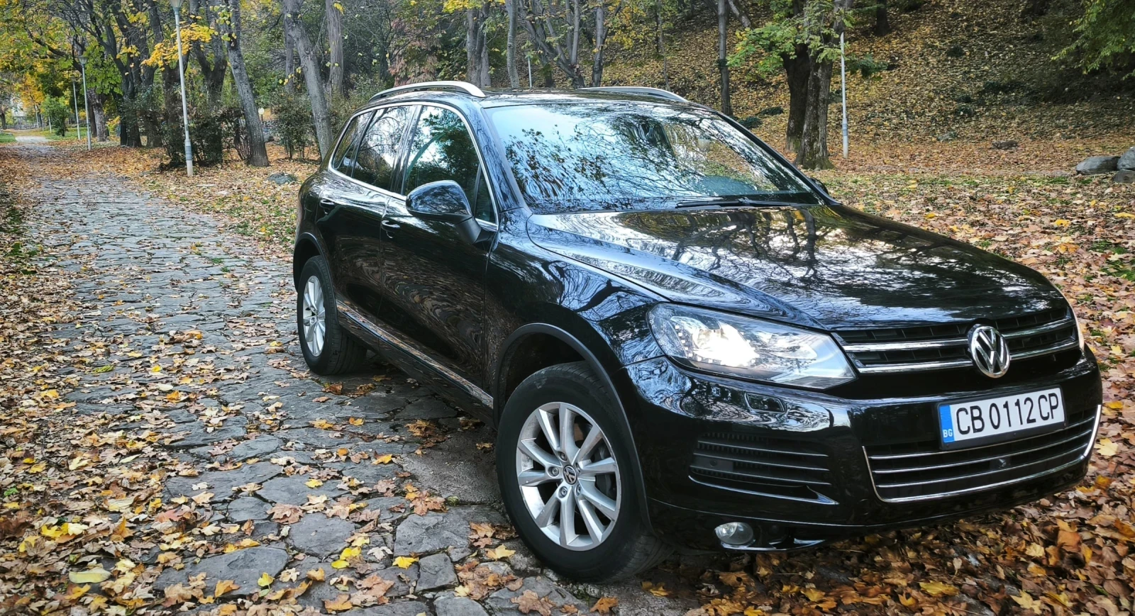 VW Touareg 3.0 TDI 245 к.с. 4x4 / 2011г / Въздушно / Dynaudio - изображение 2