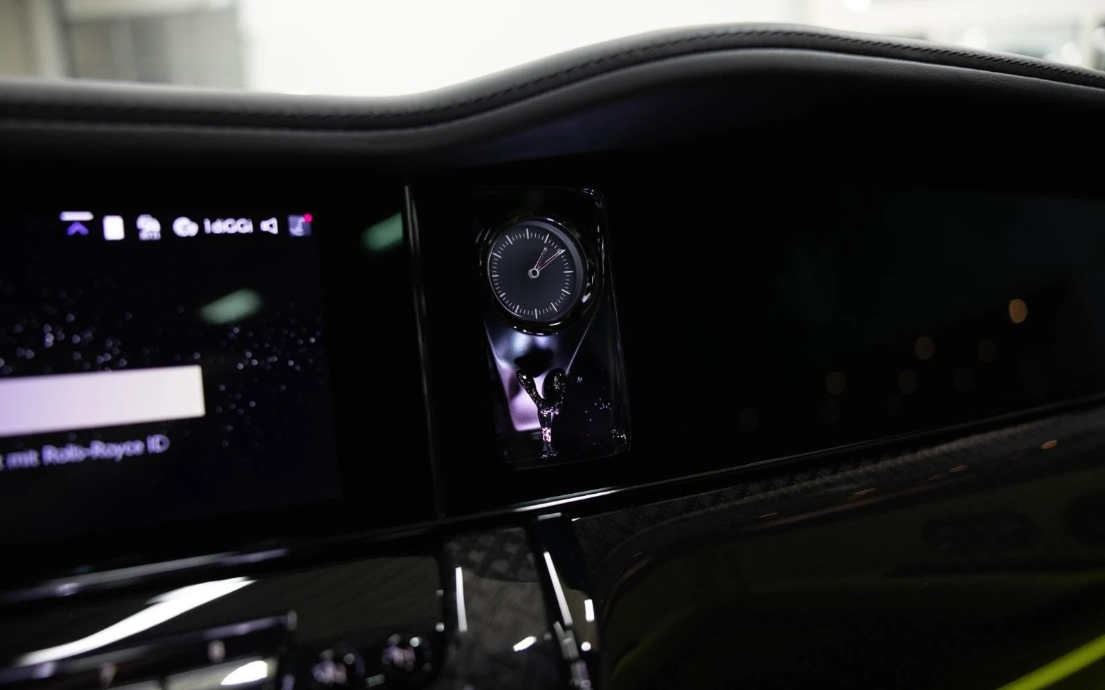 Rolls-Royce Cullinan BLACK BADGE/FACELIFT/BESPOKE/SHOOTING STAR/CARBON/ | Mobile.bg � ����������� 12