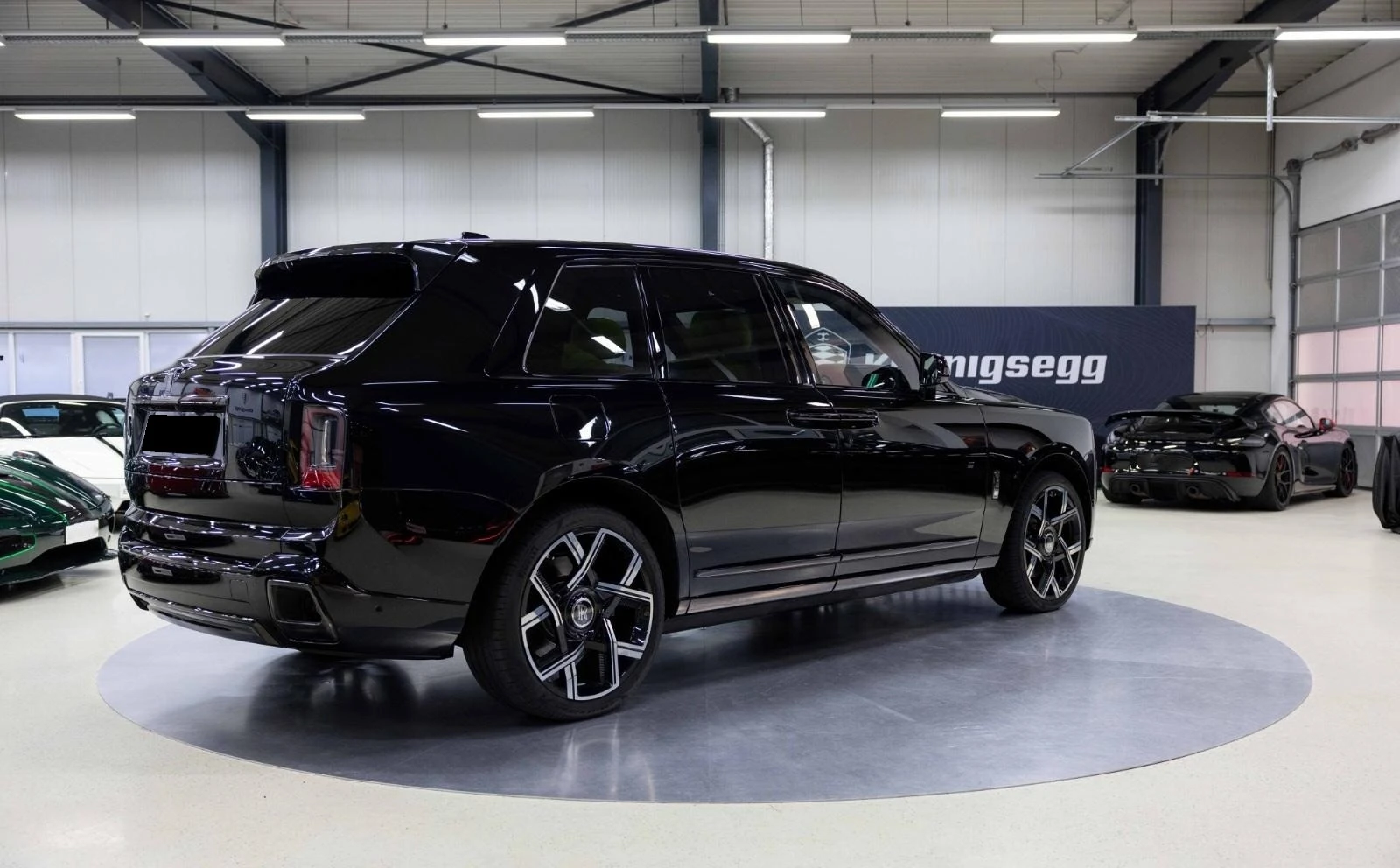 Rolls-Royce Cullinan BLACK BADGE/FACELIFT/BESPOKE/SHOOTING STAR/CARBON/ - изображение 6