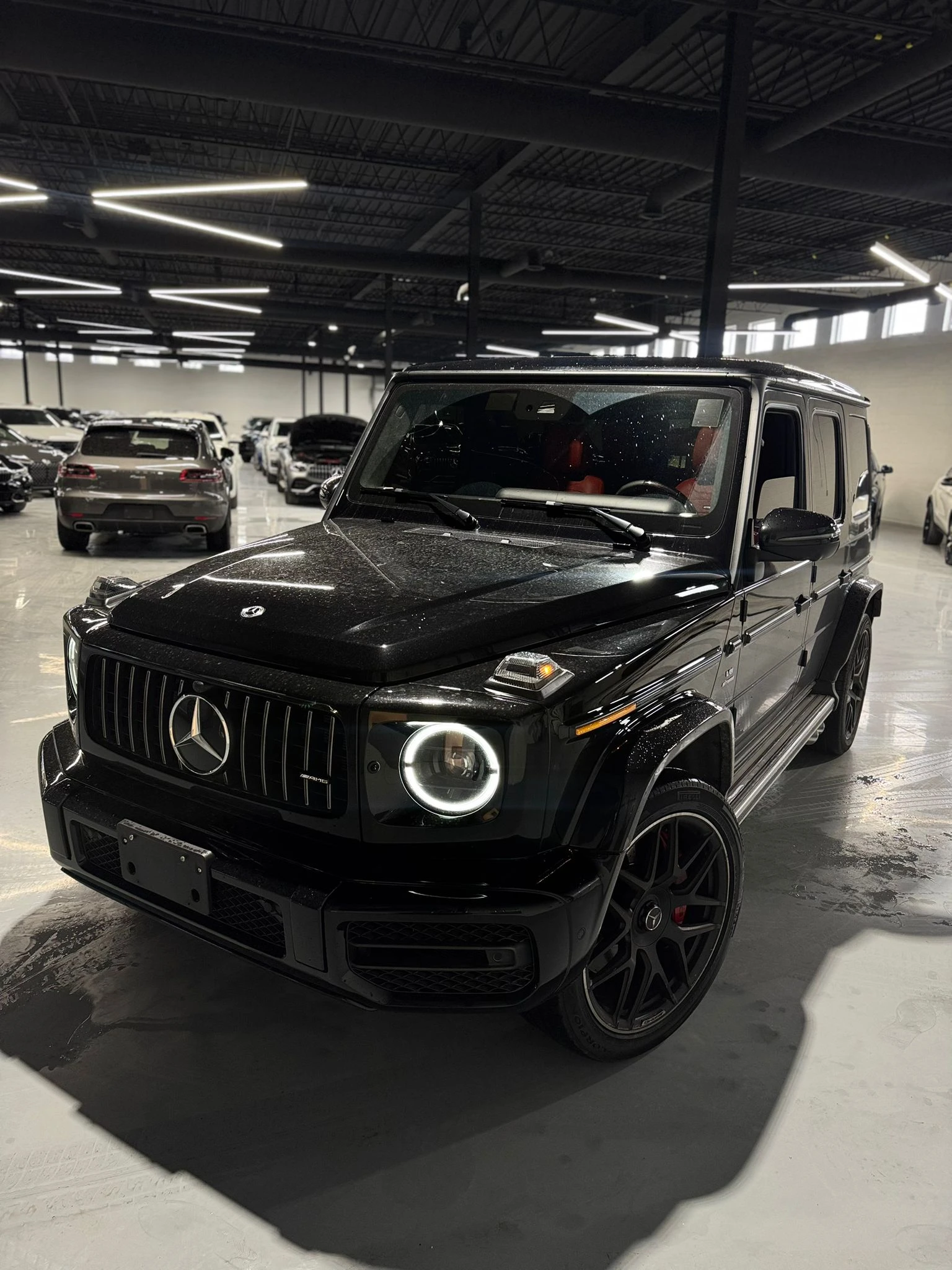 Mercedes-Benz G 63 AMG AMG/CARBON/RED, снимка 2 - Автомобили и джипове - 53750691