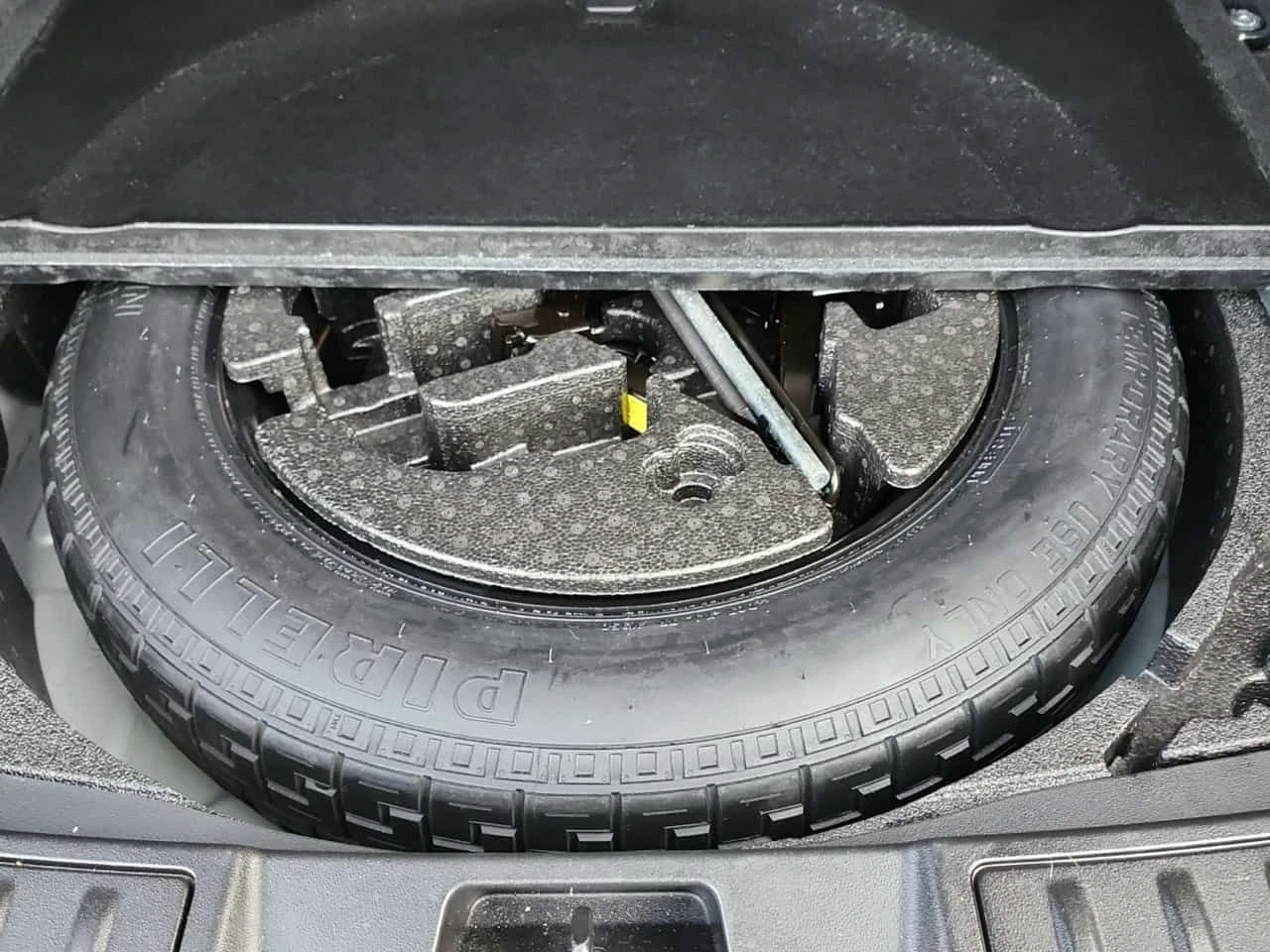 Land Rover Range Rover Evoque * SE * CARFAX * ПАНОРАМА * KEYLESS * ПОДГРЕВИ, снимка 15 - Автомобили и джипове - 53911924