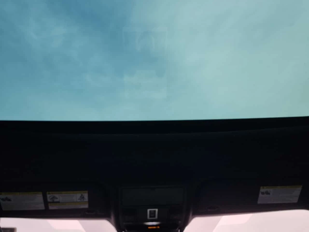 Land Rover Range Rover Evoque * SE * CARFAX * ПАНОРАМА * KEYLESS * ПОДГРЕВИ, снимка 13 - Автомобили и джипове - 53911924