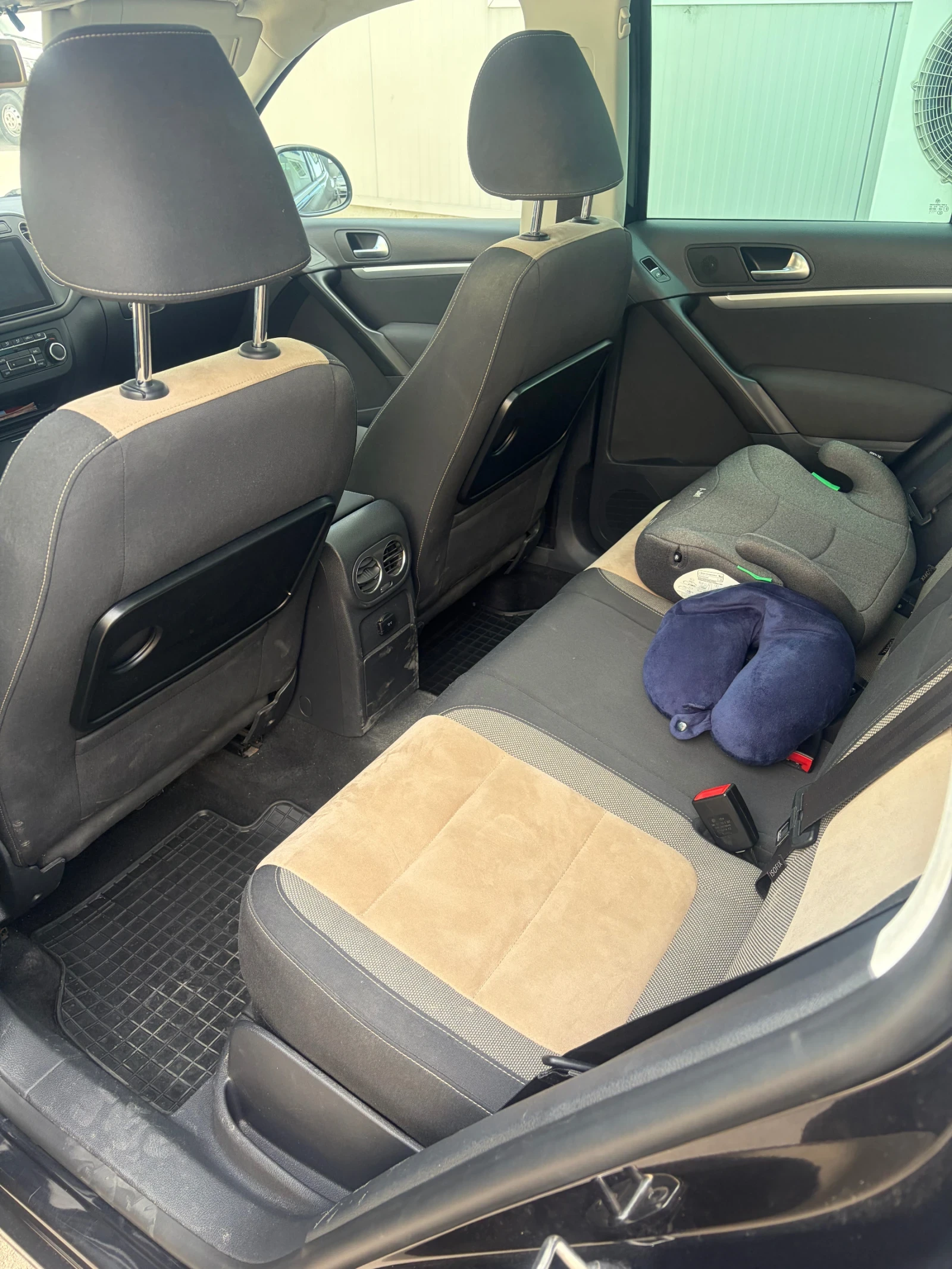 VW Tiguan, снимка 7 - Автомобили и джипове - 54343475