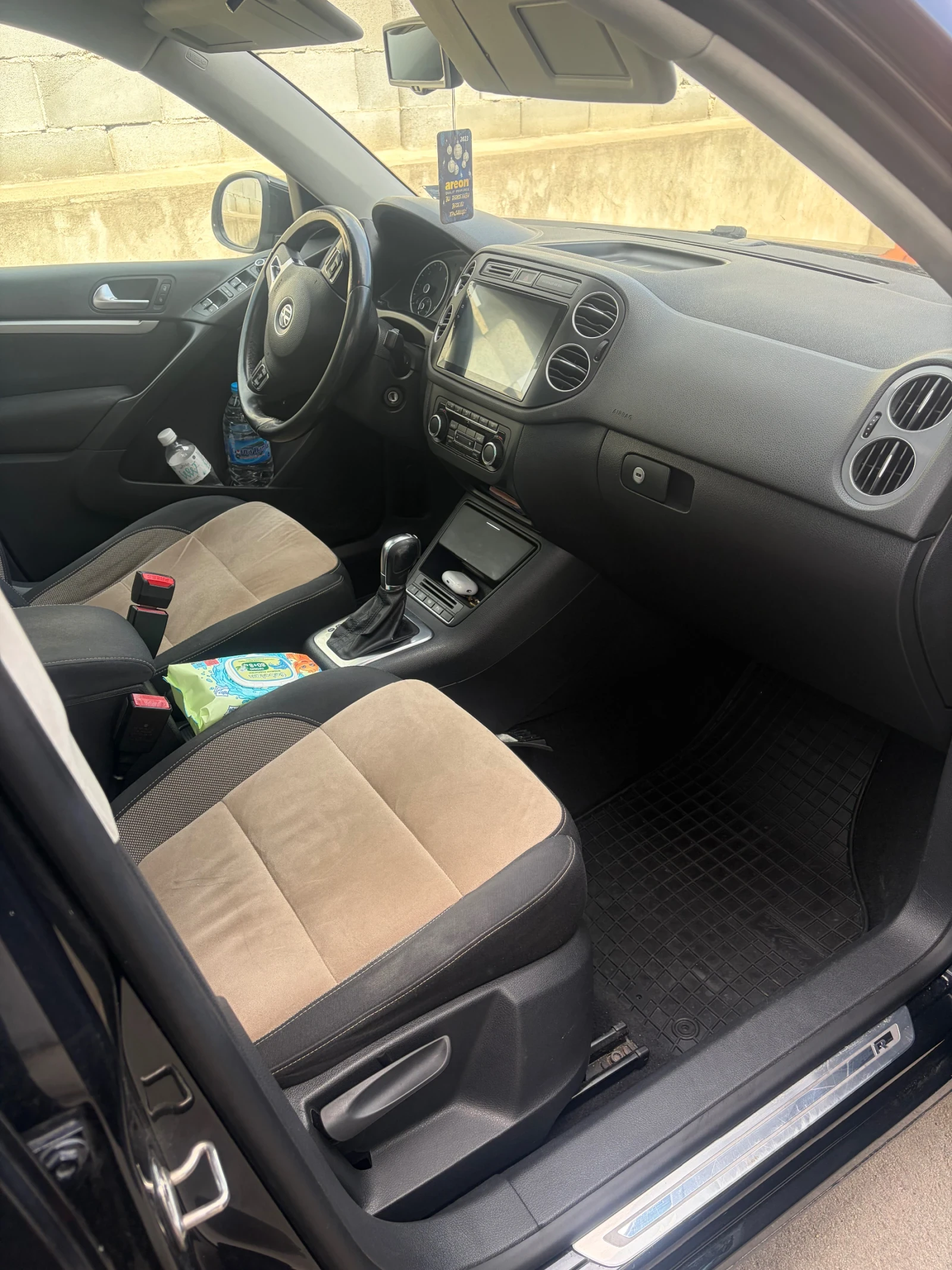 VW Tiguan, снимка 2 - Автомобили и джипове - 54343475